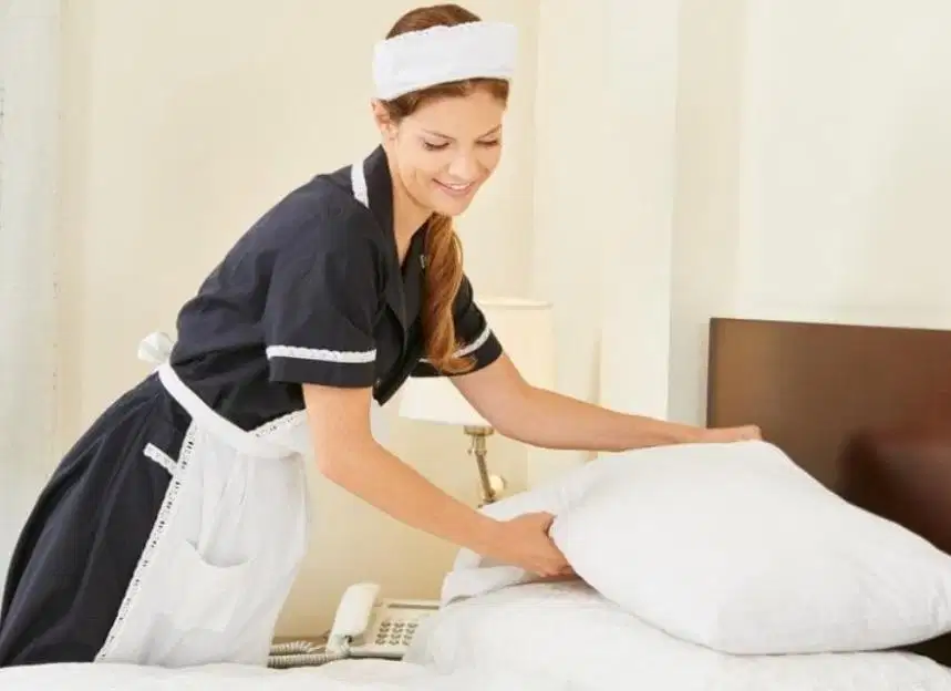 Dicari ART + Mengasuh anak Tinggal didalam rumah. Bukan PP