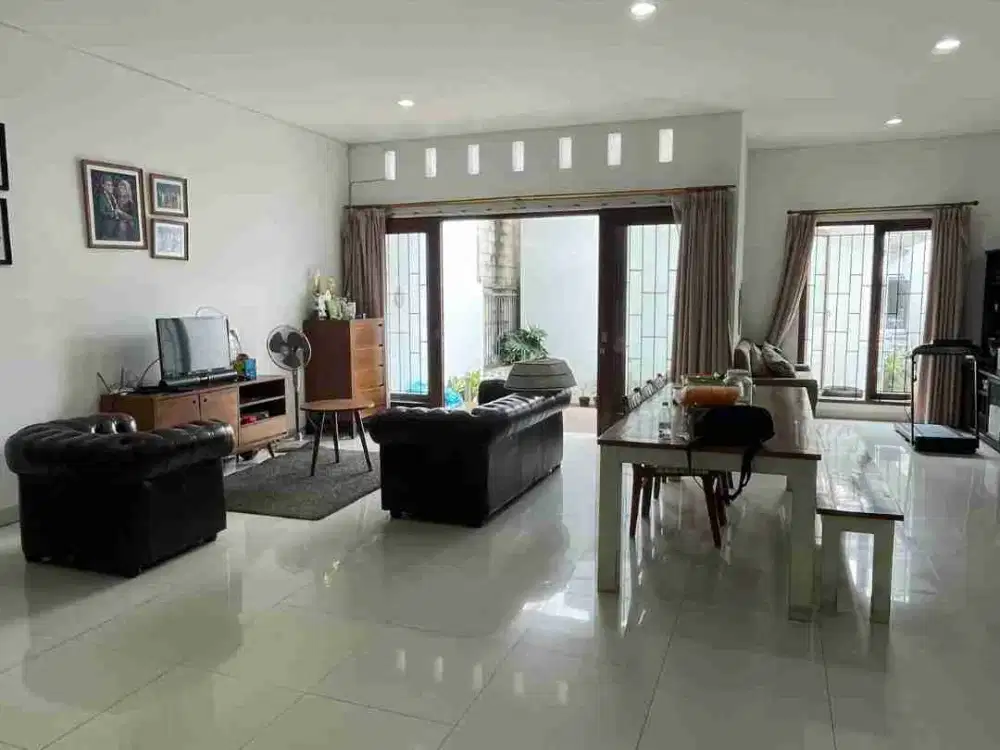 DIJUAL RUMAH DITANJUNG BARAT, JAKARTA SELATAN DALAM KOMPLEK, BEBAS BANJIR DEKAT AEON