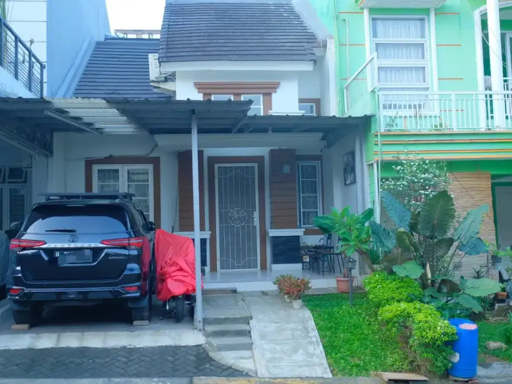 Rumah di Legenda Wisata Cibubur Zona Galileo (Full Furnished), Gn Putri, Kab Bogor