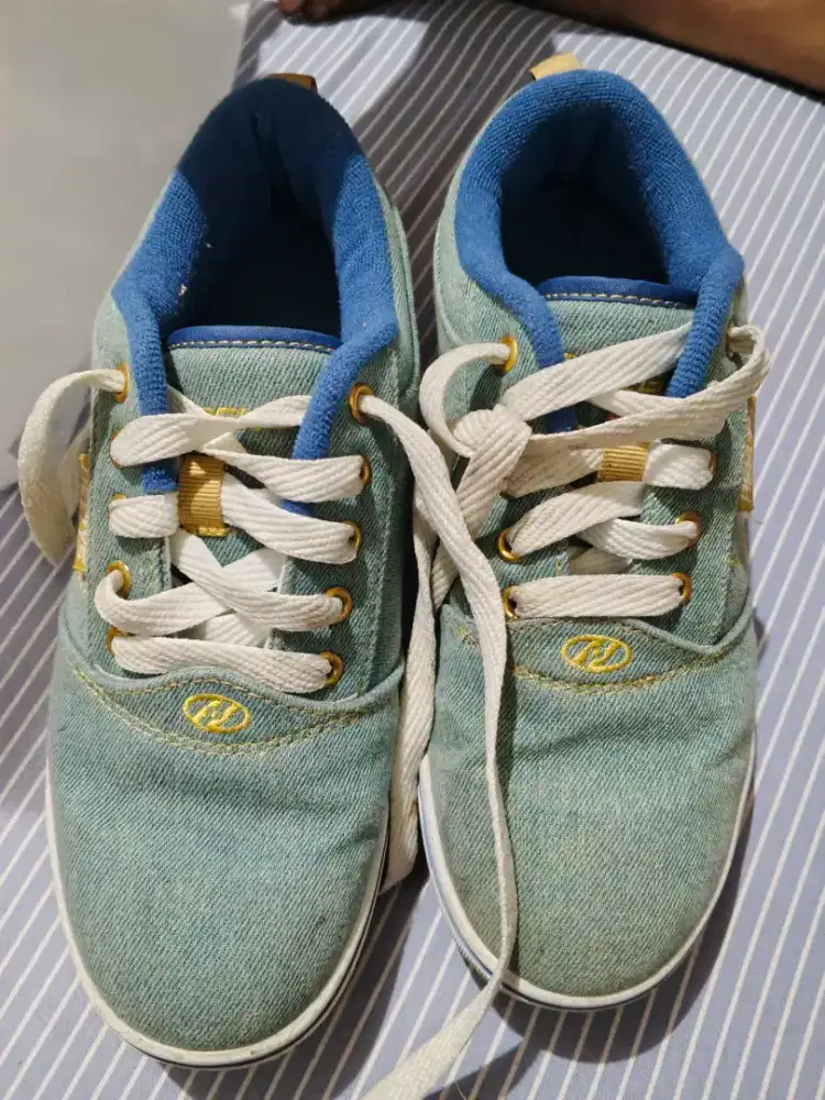 Sepatu Heelys Pro 20 Blue Denim original
