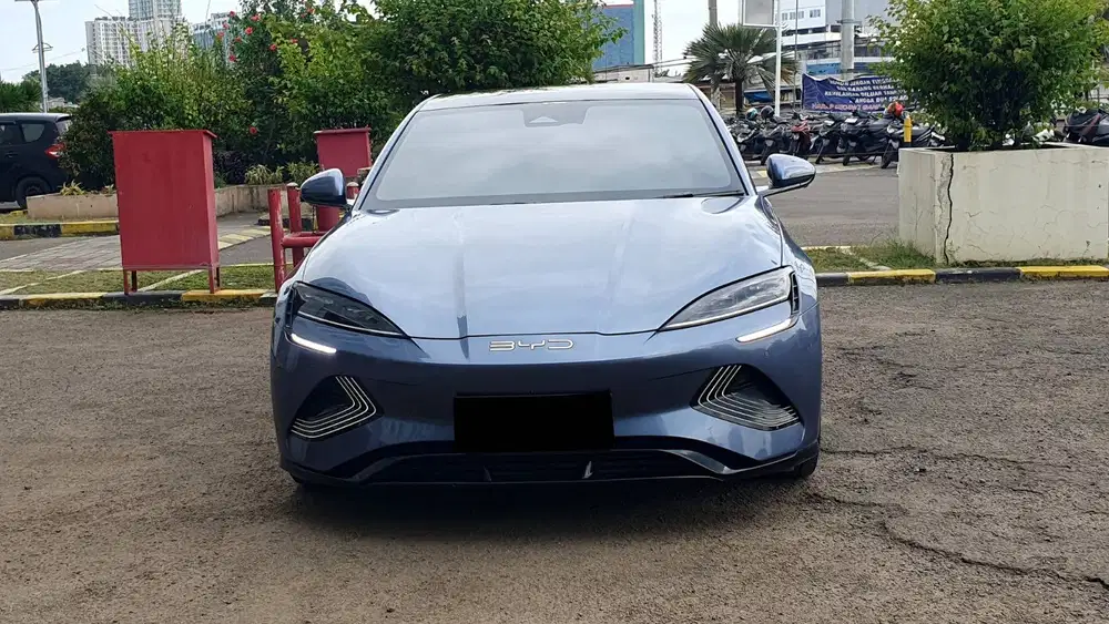 BYD Seal Premium AT Atlantis Grey NIK 2024 Like New Low KM Record