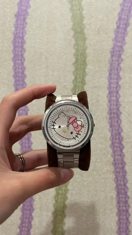 JAM TANGAN HELLO KITTY NO BRAND