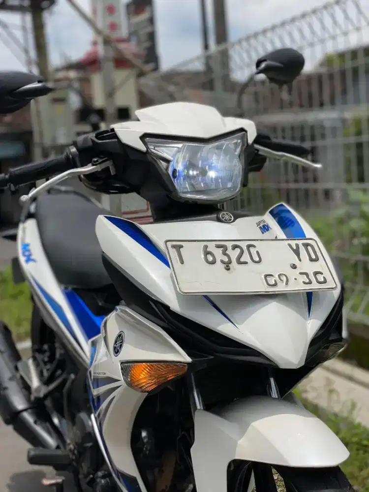 Yamaha Jupiter MX King 150 2015 White Blue