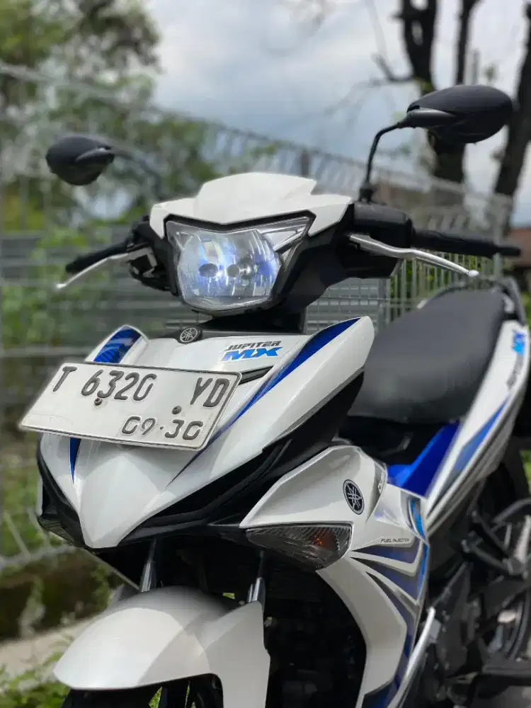 Yamaha Jupiter MX King 150 2015 White Blue