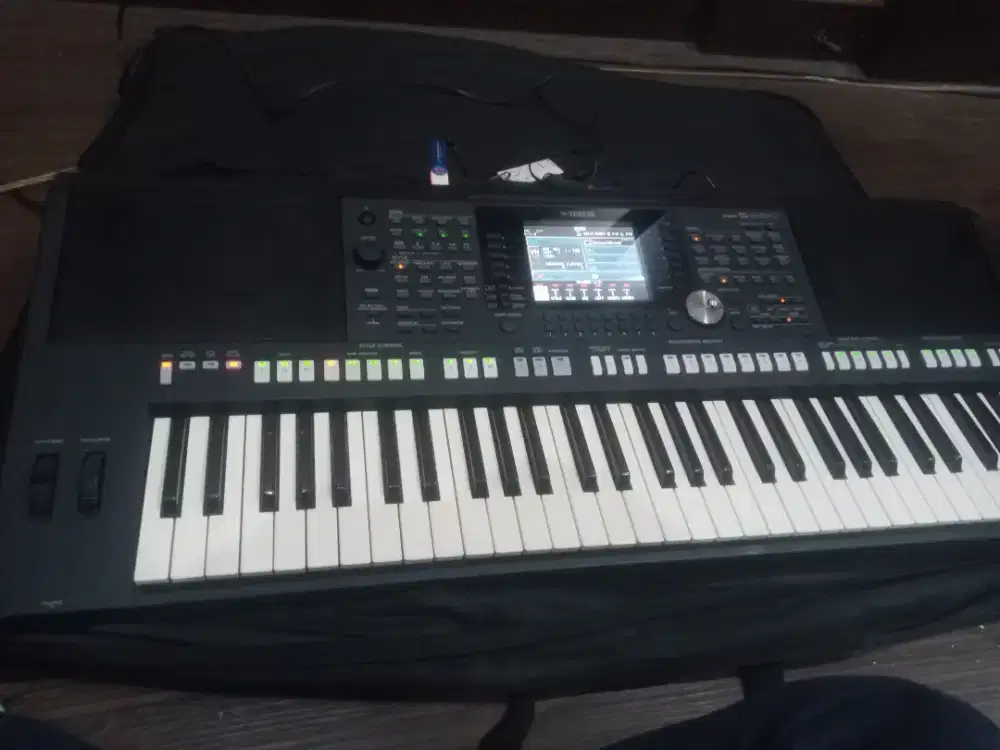 Keyboard Yamaha psr S 950