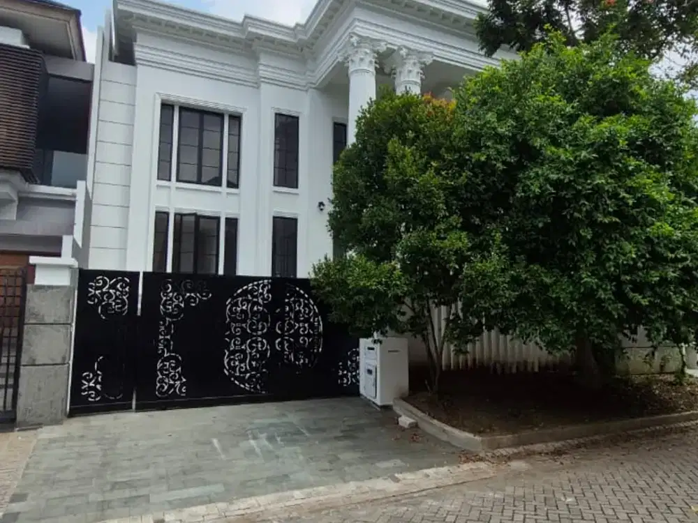 Rumah BARU GRESS di perumahan elite Graha Famili, Surabaya Barat