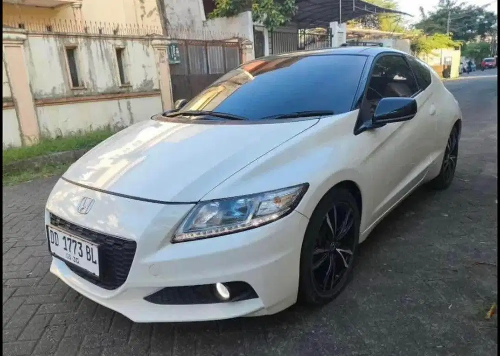 Honda CR-Z Hybrid 1.5 Automatic Tahun 2013