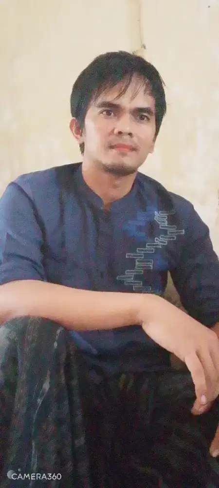 saya mencari pekerjaan. umur 34. kerja apa saja yg penting halal,