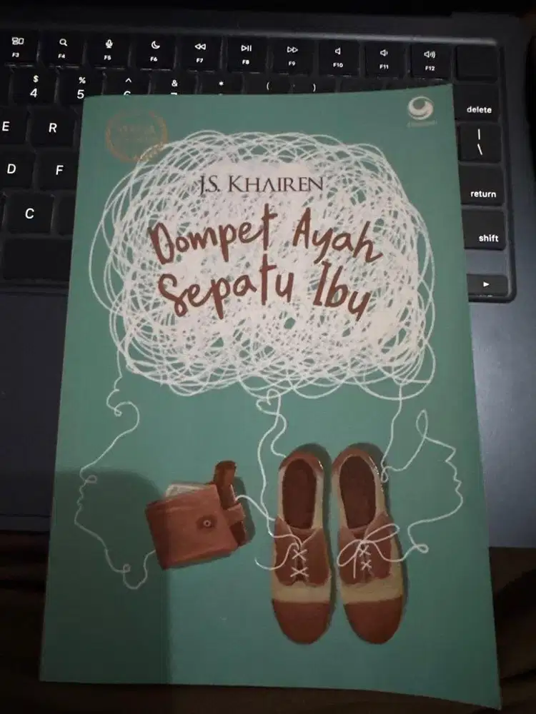 J.s Khairen dompen ayah sepatu ibu