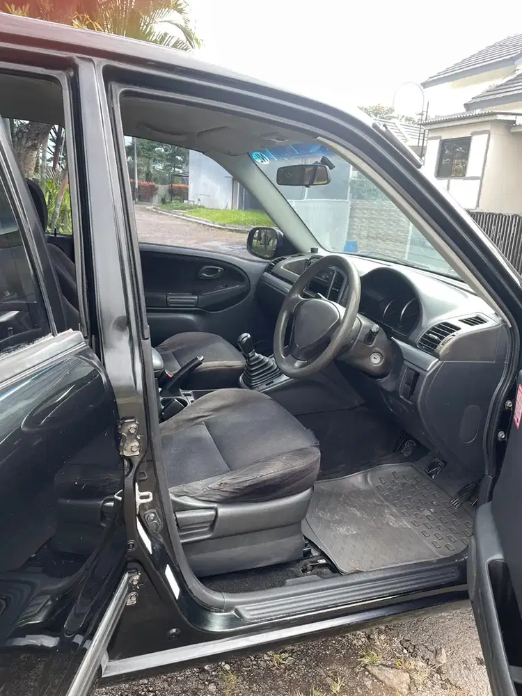 Suzuki Escudo 2006 Bensin