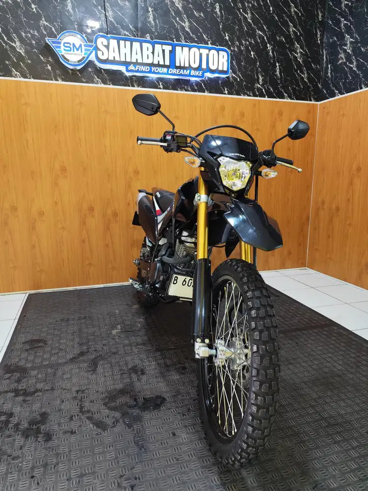 CRF 150 L TH 2025 KM LOW MULUS SEPERTI BARU