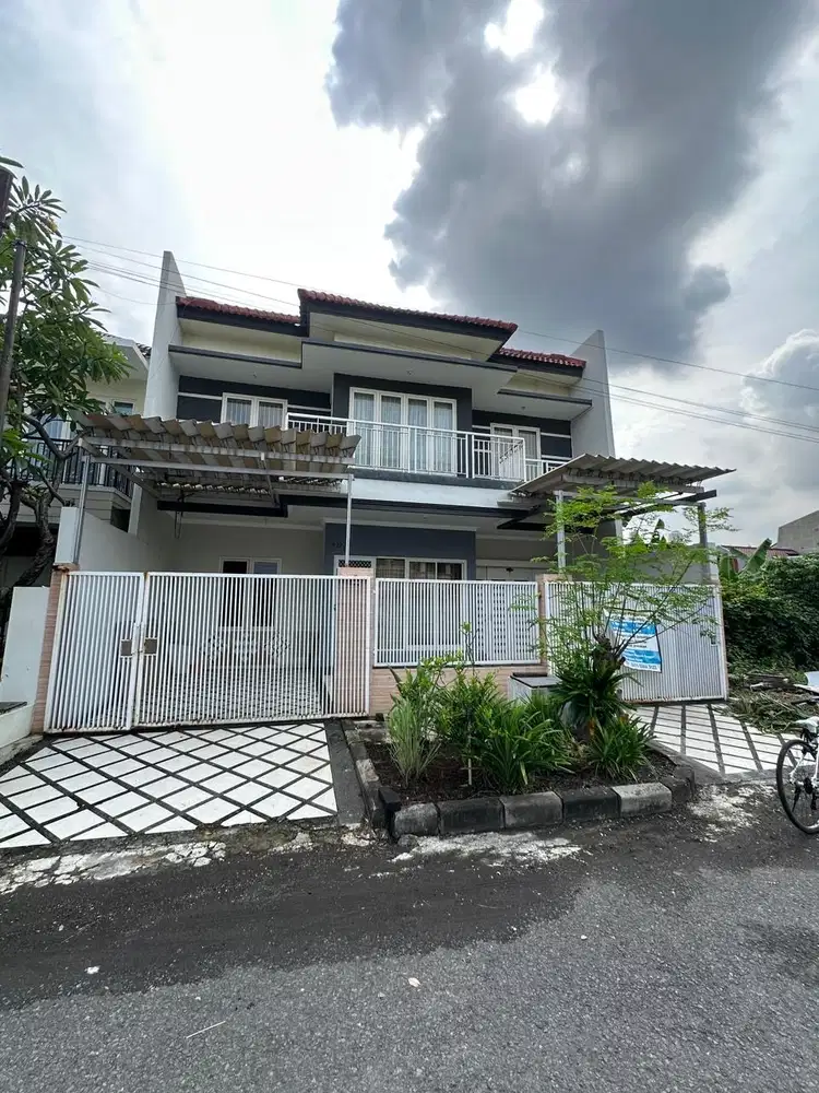 DIJUAL RUMAH PURA BESAKIH PURIMAS SURABAYA! BANGUNAN SUPER LUAS!