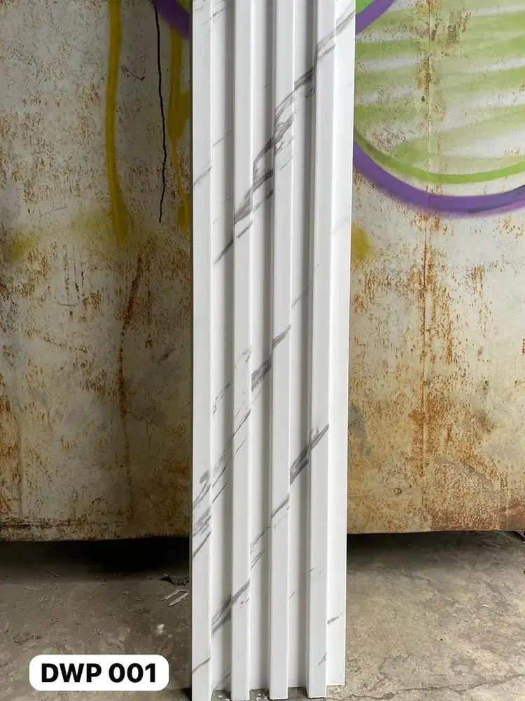 Distributor wall panel