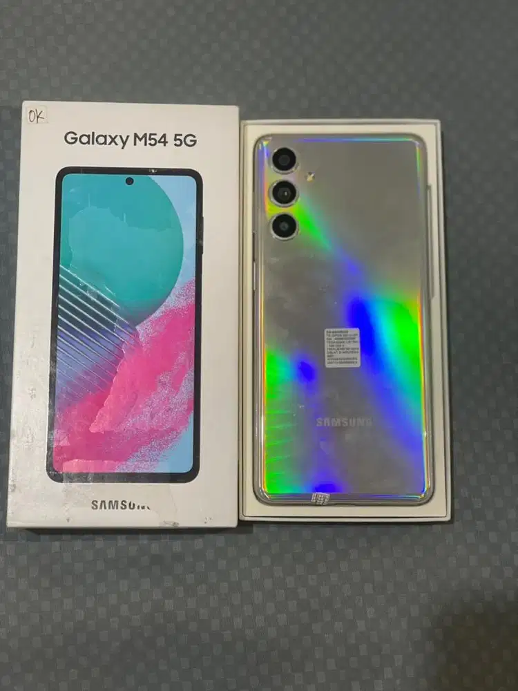 Samsung m54 8/256 5g Sein