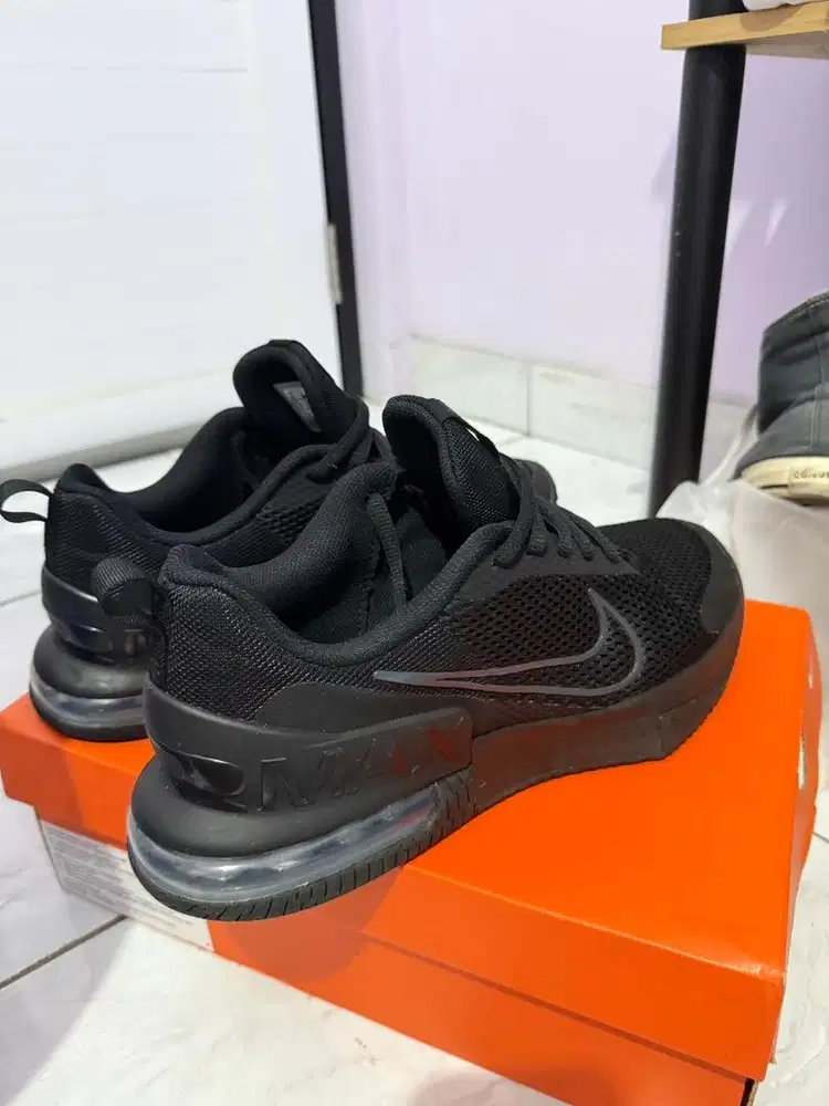 Nike Alpha Trainer Size 44