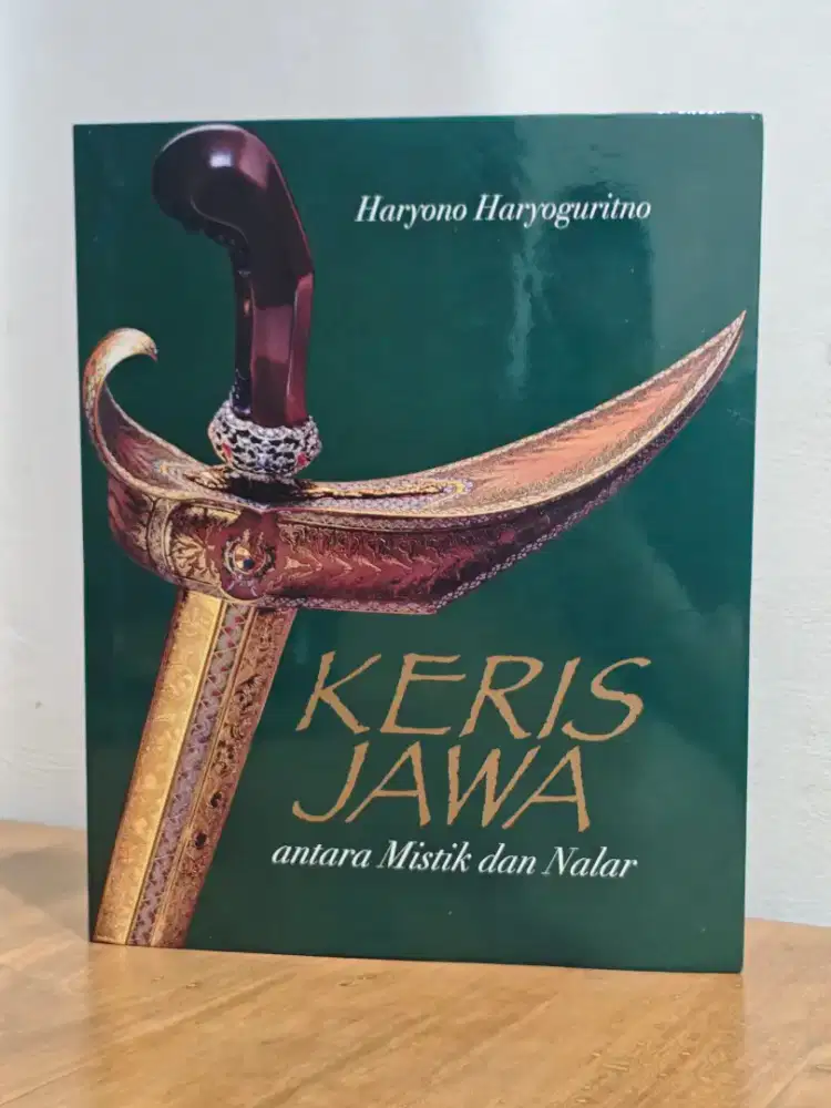 Buku Keris Jawa Antara Mistik dan Nalar