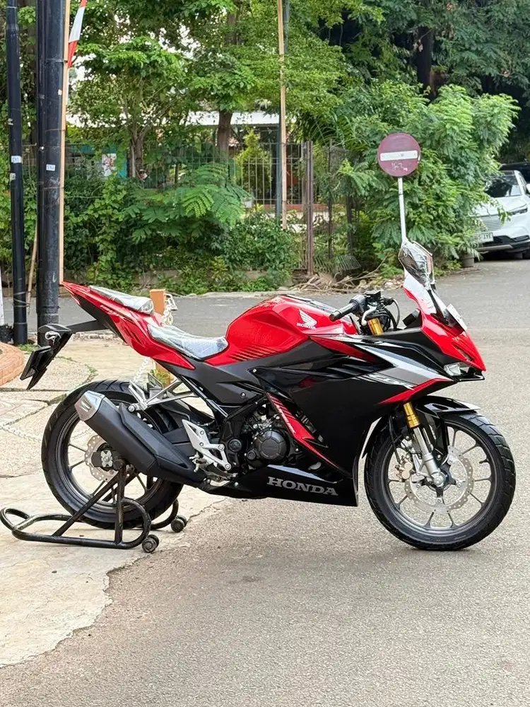 HONDA NEW CBR 150 ABS, THN 2022 MULUS DAN SIAP PAKAI