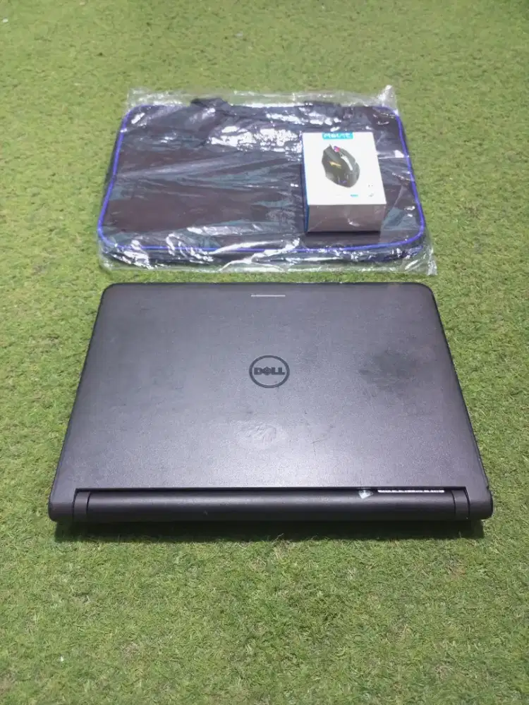 Dell latitude 3350 Core i5 Gen4
