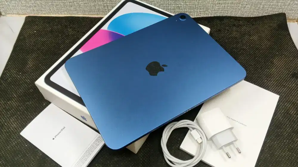 IPAD GEN 11 256GB WIFI IBOX ON GARANSI