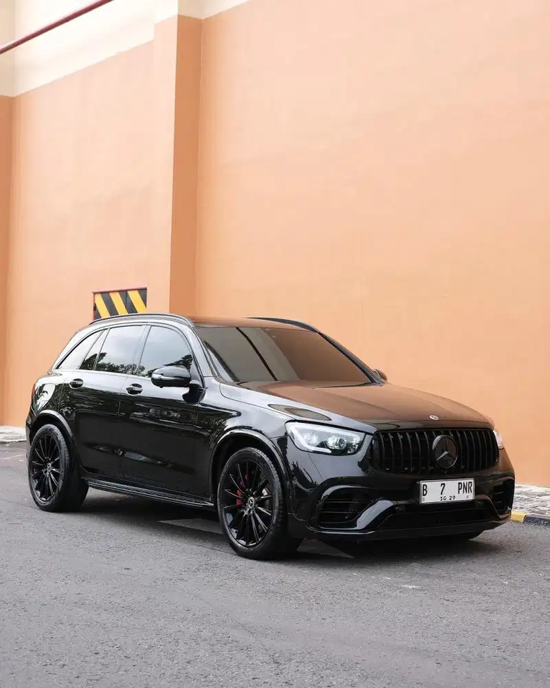(FULL SPEC) MERCEDES BENZ GLC 200 AMG LINE 2019