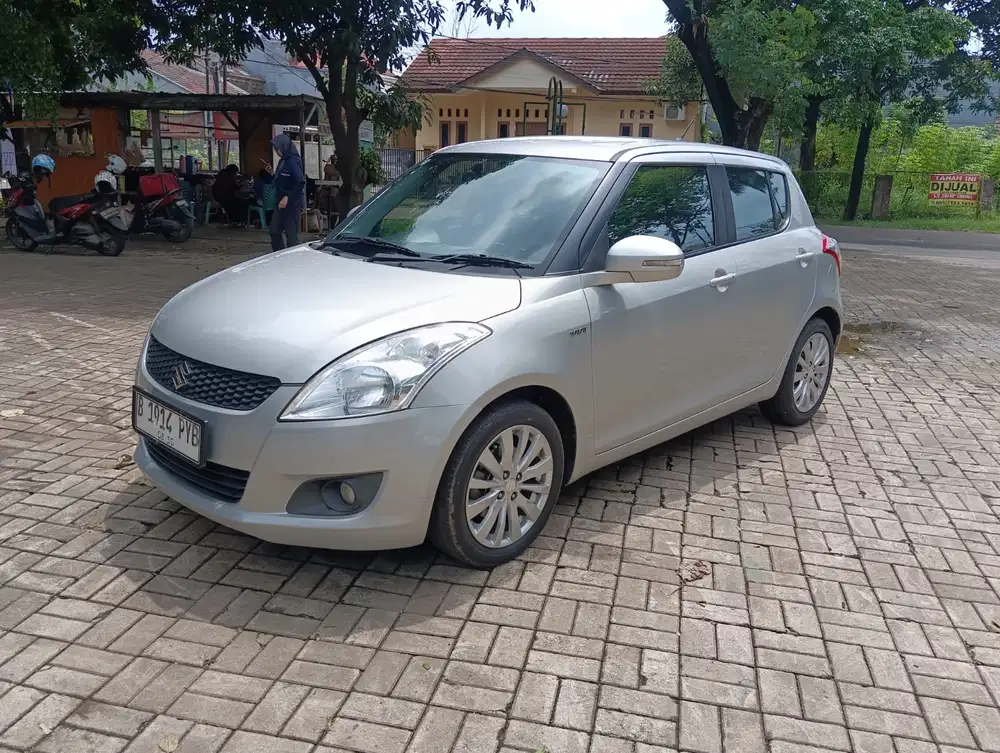 Suzuki Swift 2014 Bensin