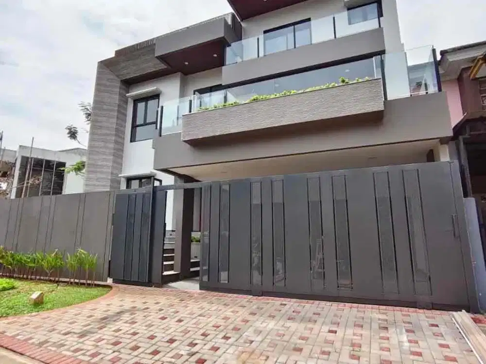 Rumah Mewah Baru Modern Huk Selatan De Latinos BSD City