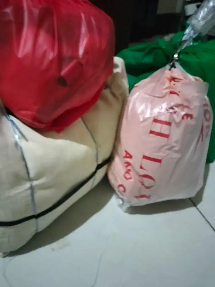 BACA: free baju wanita xs, tas, pouch, aksesoris dll