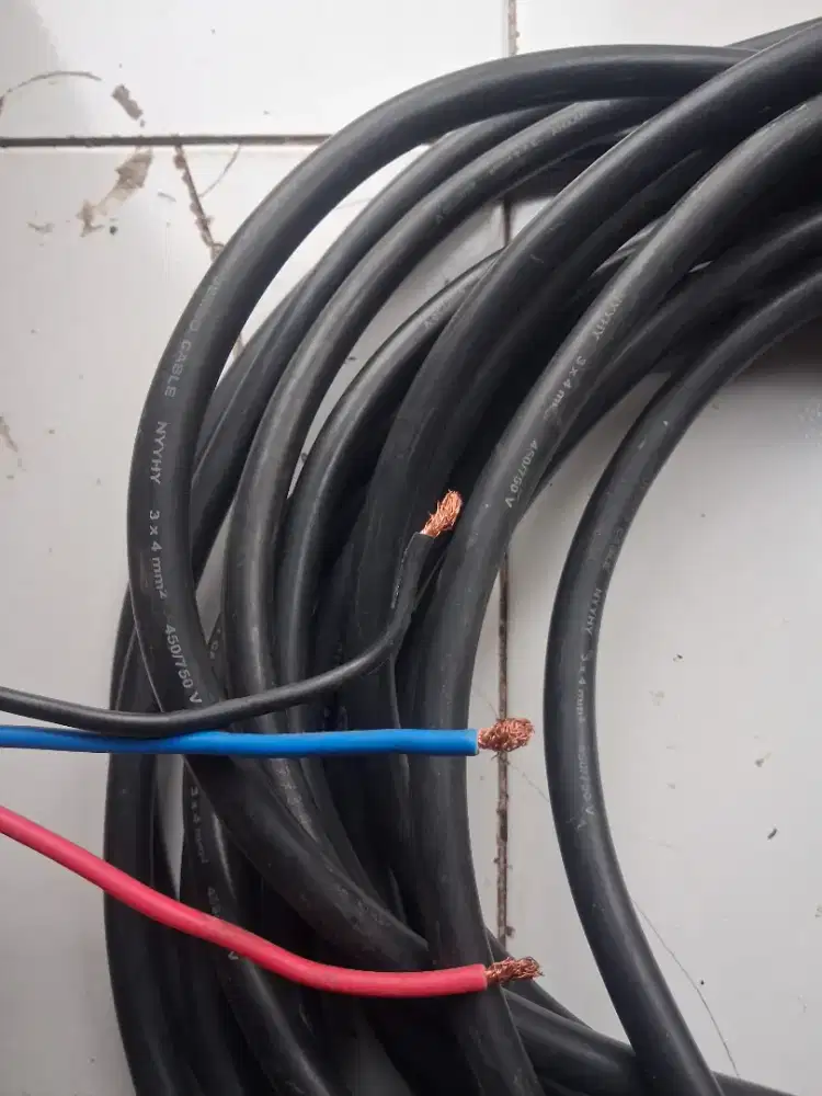 Kabel jembo 3x4 mili panjang  15 meter
