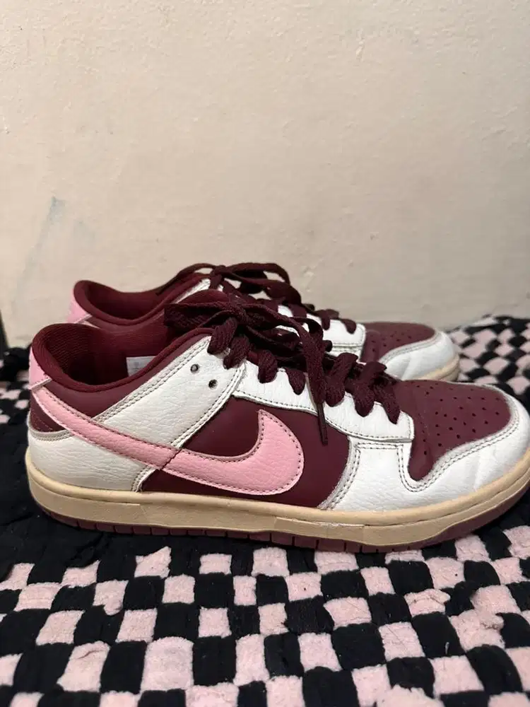 Sepatu nike dunk low premium valentine's day