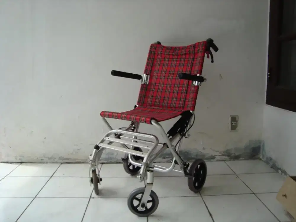 Kursi Roda Lipat Travel Second Nego