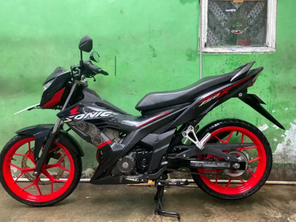Honda Sonic tahun 2019 siap pakek motor Gress