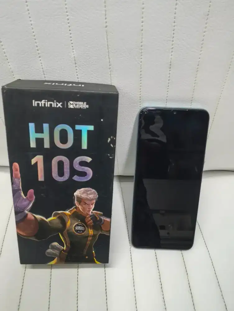 Dijual infinix hot 10s