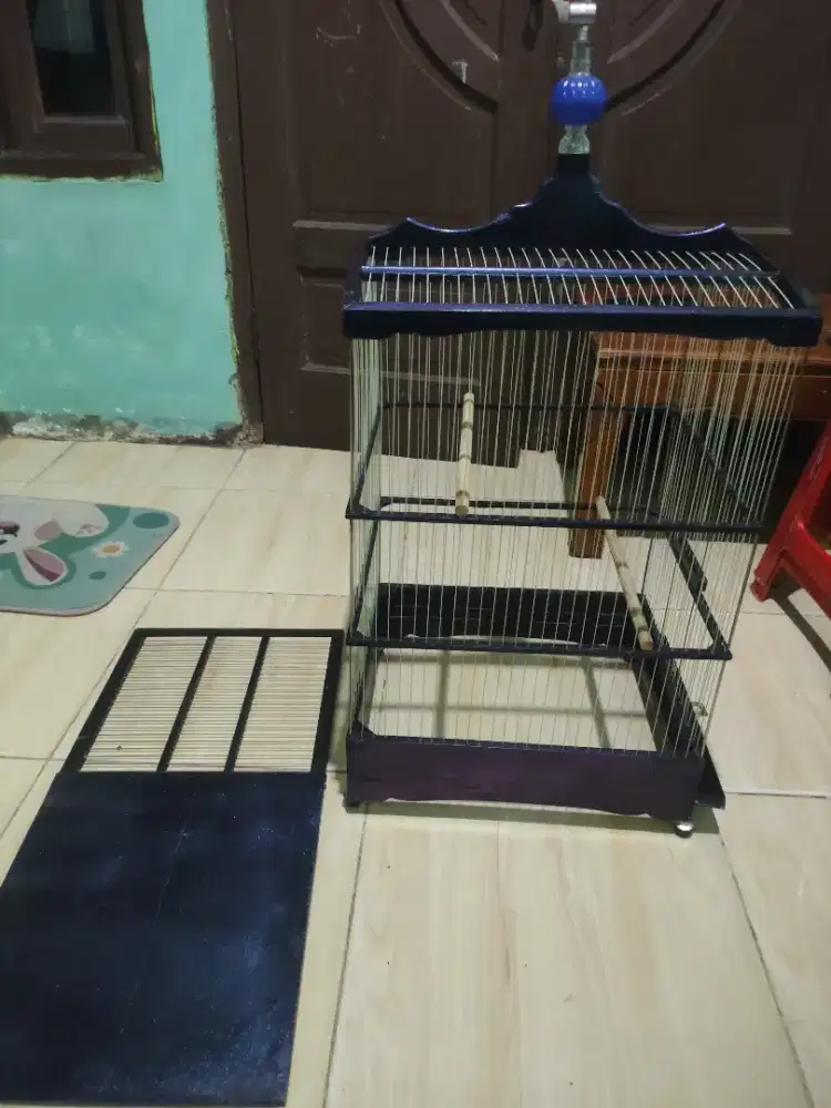 Dijual kandang burung uk 37×32 (no.3) tiang besi