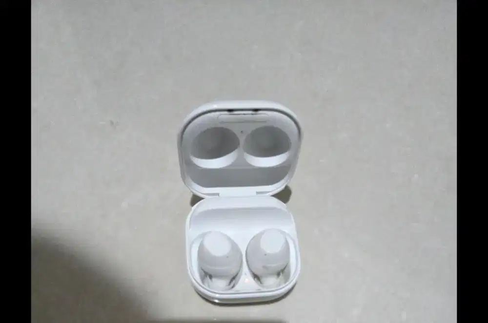 Samsung Galaxy Buds FE putih headset bluetooth earphone wireless ori