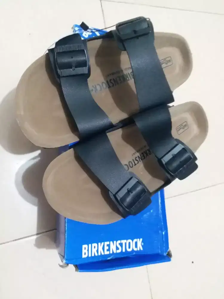 Sandal BIRKENSTOCK Original Size 40 (26cm) Baru Fulltag