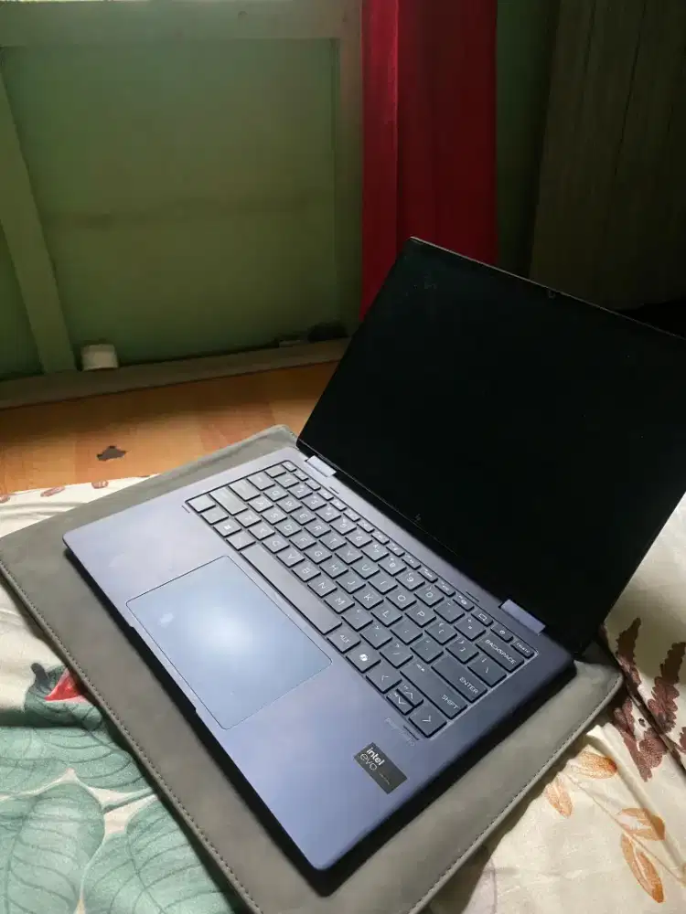 HP envy x360 2 in 1 touchscreen