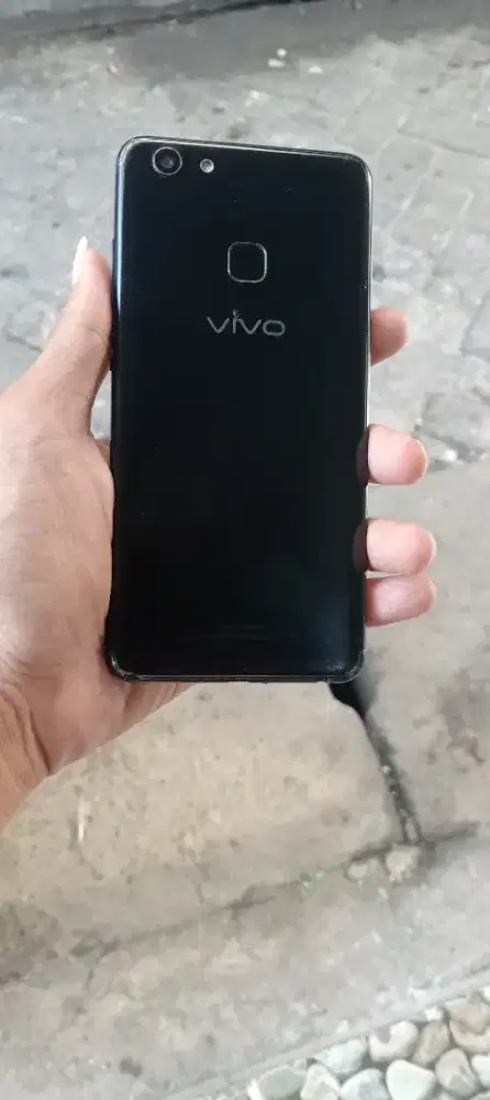 vivo v7plus ram 4/64 nominus hp aja