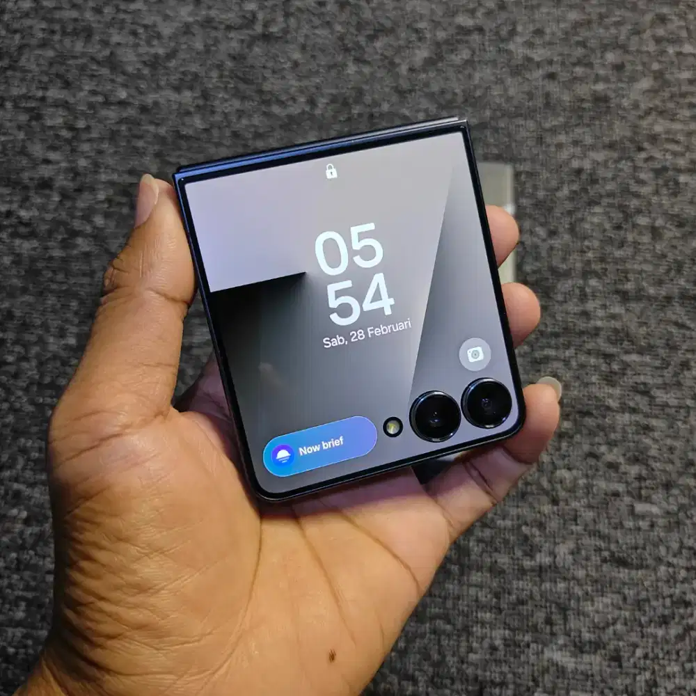 Samsung Flip 7 5g 12/256 Fullset Original Mulus Nominus