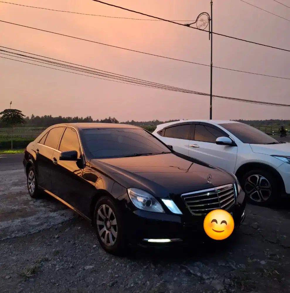Mercedes Benz E200 w212