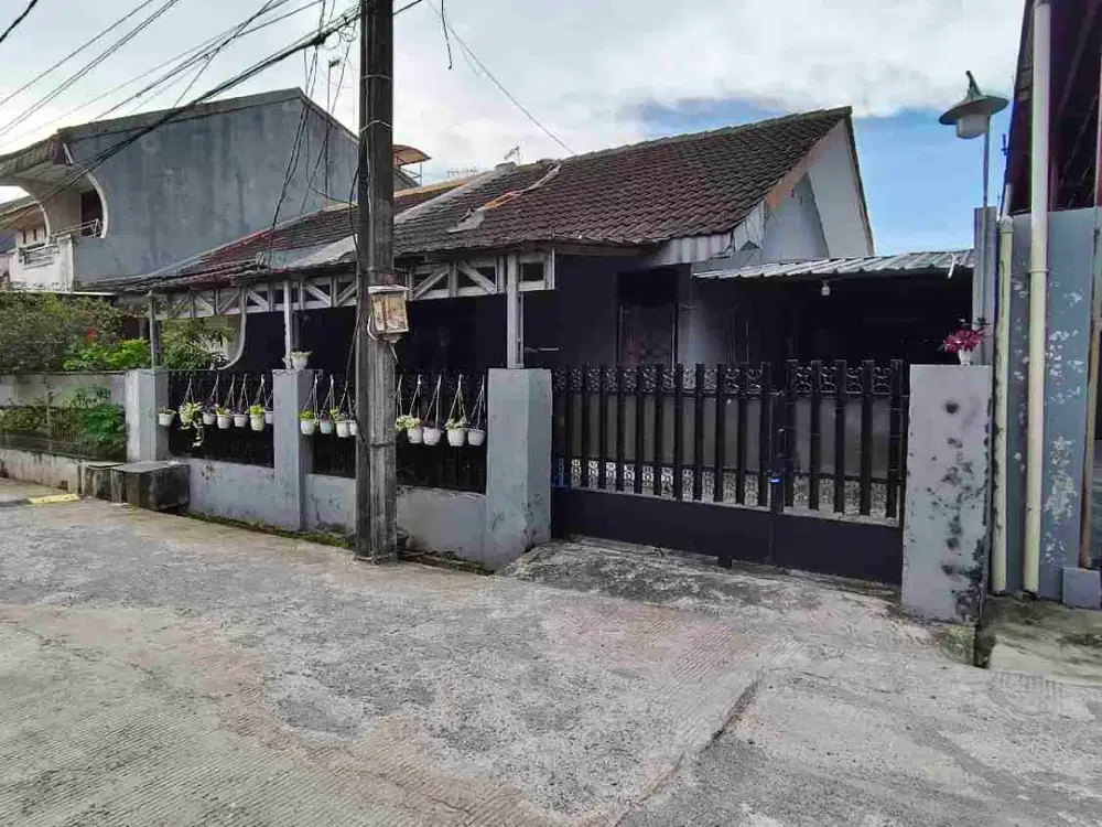 jual cepat BU Rumah 950 jt hitung tanah 135 mdi galaxy bebas banjir dekat LRT Cikunir