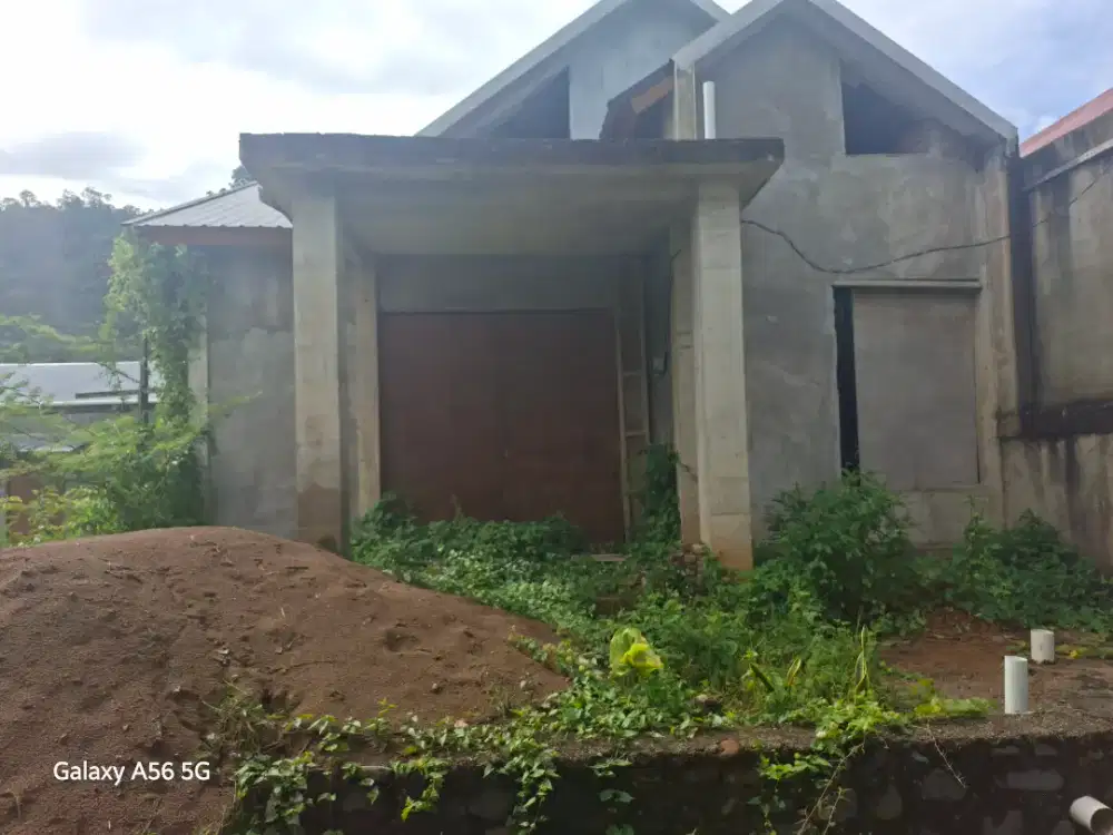 Jual Rumah Type 85  kondisi 60 persen