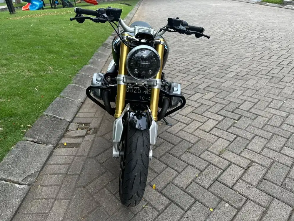 JUAL CEPAT BMW R NINE T ROADSTER