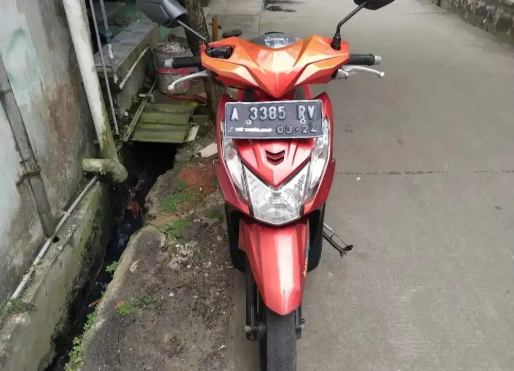 Dijual motor beat 2014