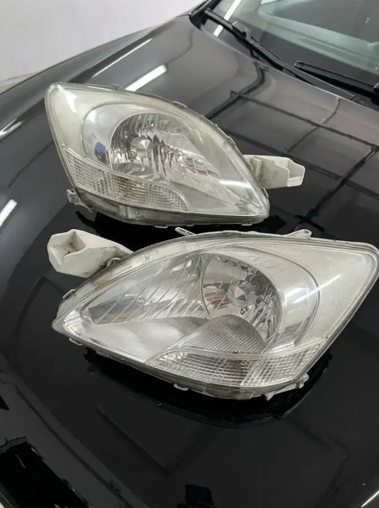 Lampu Depan Headlamp HID Vios G gen 2 tahun 2012