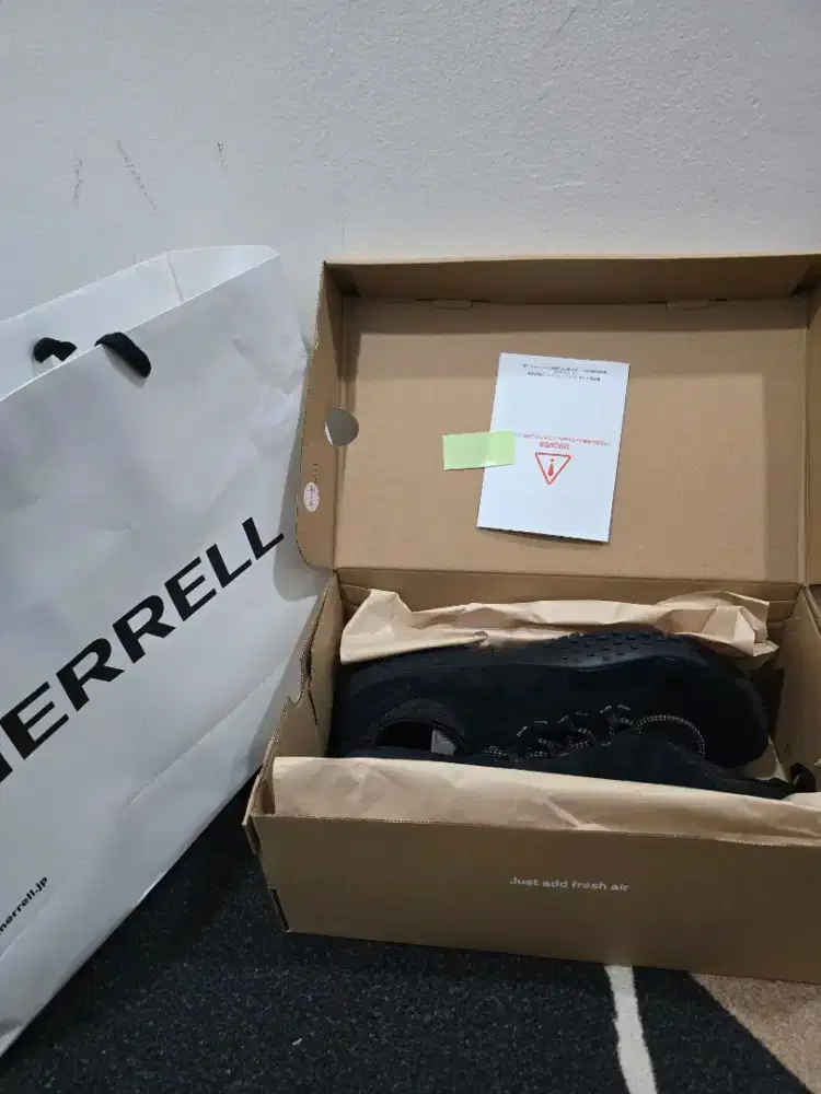 Sepatu Merrel Wrapt Barefoot Hiking