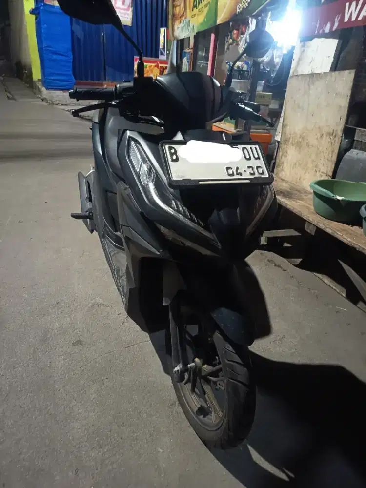 Vario 125 Black 2025