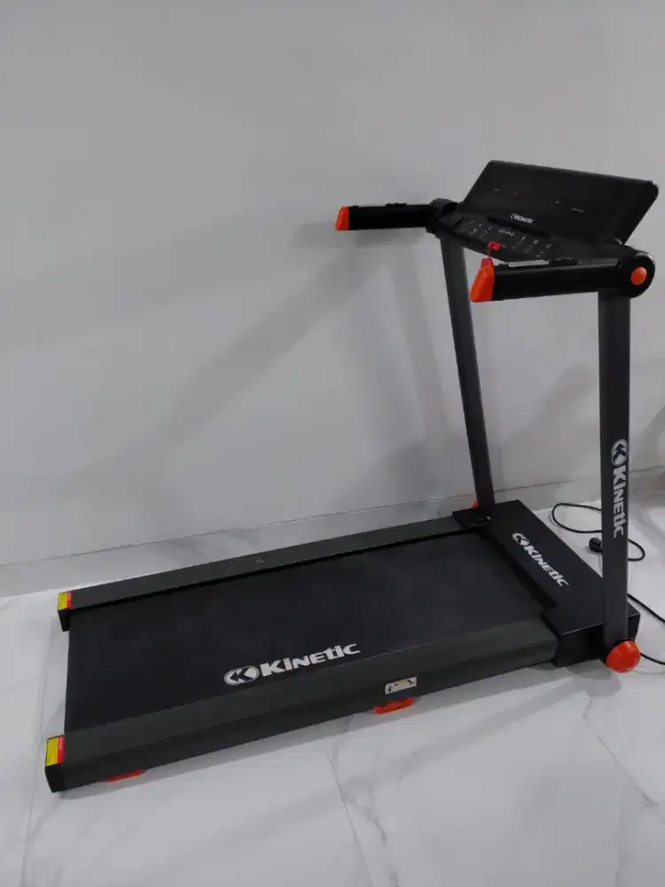 Treadmill Kinetic 0.8Hp Second Kondisi Normal