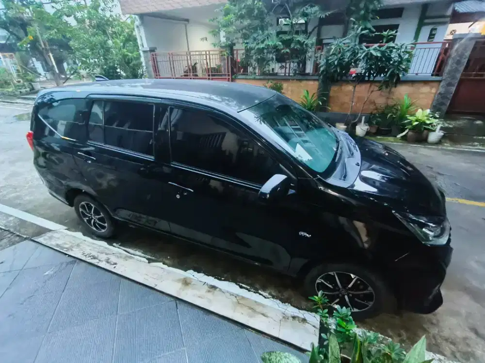 Sewa Mobil dan supir