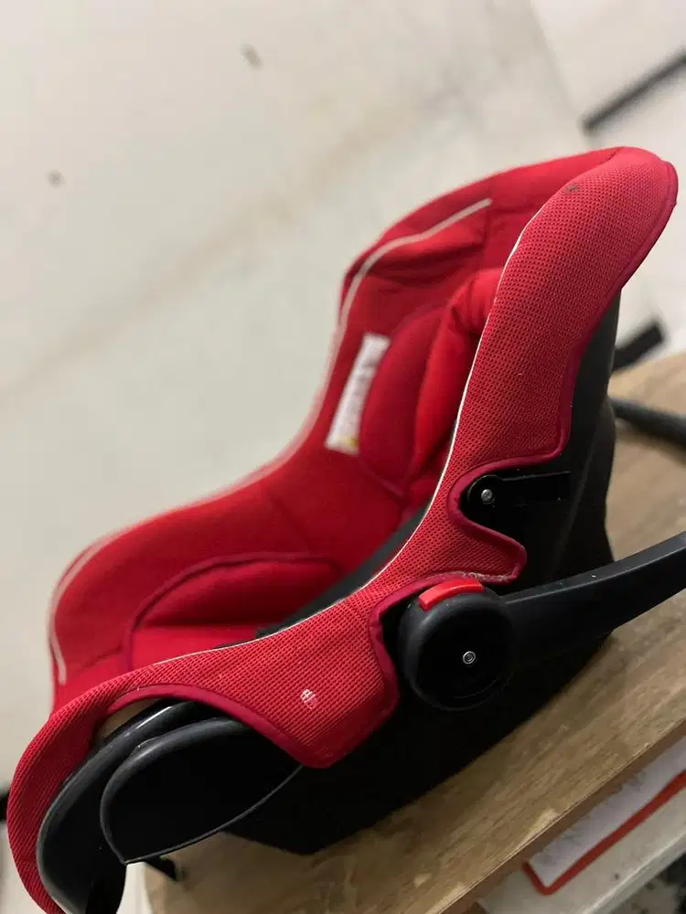 CARSEAT BABYDOES CARRIER