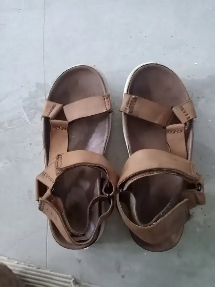 Sendal kulit CLARKS ORIGINAL